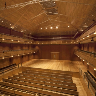 Bury St Edmunds multi-purpose hall is lined largely with American white oak